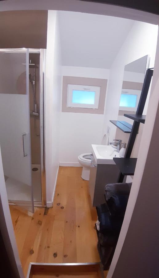 La Glaciere - Chambre Avec Salle De Bain - 2 Personnes لو مان المظهر الخارجي الصورة